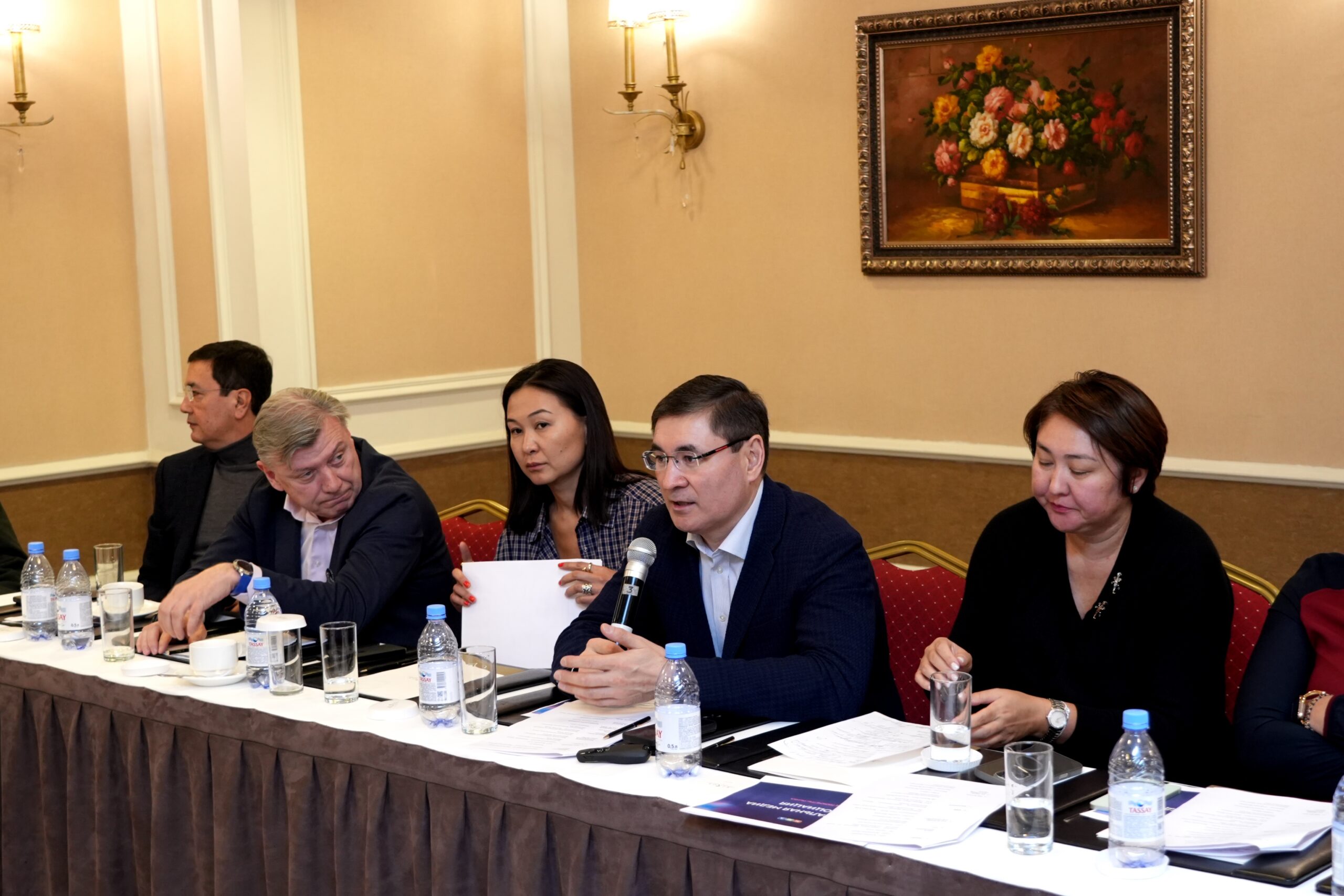 БӘСЕКЕЛЕСТІКТЕН ӘРІПТЕСТІККЕ: ҰЛТТЫҚ МЕДИА АССОЦИАЦИЯСЫ ТЕЛЕАРНАЛАР МЕН ОНЛАЙН-ПЛАТФОРМАЛАР НАРЫҒЫН БІРІКТІРУДЕ