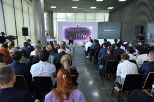 ҚАЗАҚСТАННЫҢ ЖАРНАМА НАРЫҒЫНЫҢ ТӨРТТЕН БІР БӨЛІГІНЕ ЖУЫҒЫ ТЕЛЕВИЗИЯҒА ТИЕСІЛІ: ТЕЛЕКОНТЕНТ АУДИТОРИЯСЫ ТЕЛЕДИДАР ЭКРАНЫМЕН ҒАНА ШЕКТЕЛМЕЙДІ